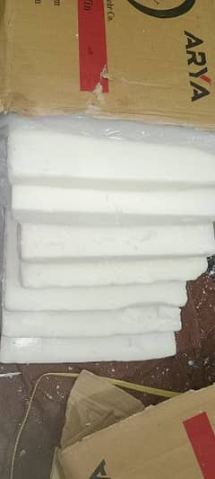 high quality pure refined paraffin wax at cheap rates.