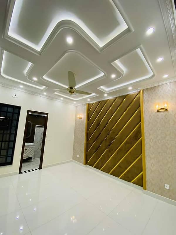 10 Marla Brand New House Luxury House Available For Rent In Sector F Bahria Town Lahore. 4