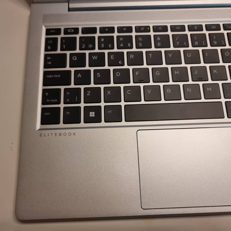 HP EliteBook 640 G10 With 1 Year Warranty 4