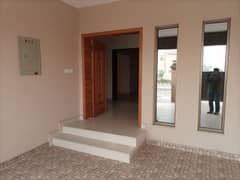 Hot Location 10 Marla House Available For Sale In Askari 10 0