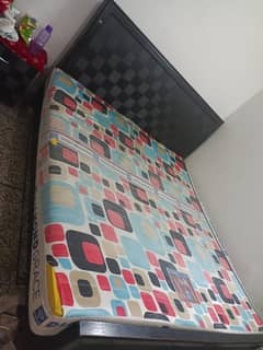 King size home used bed with 2 side tables plus metress