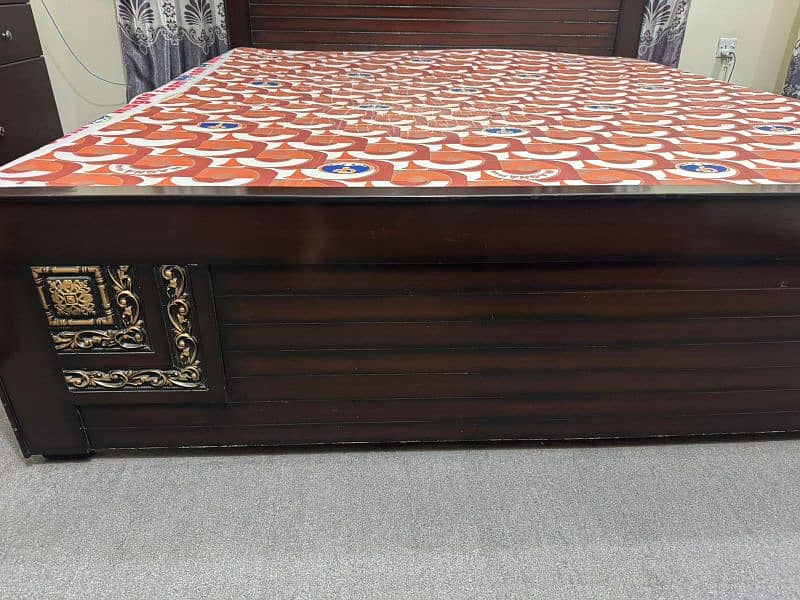 King size Wooden Bed 4