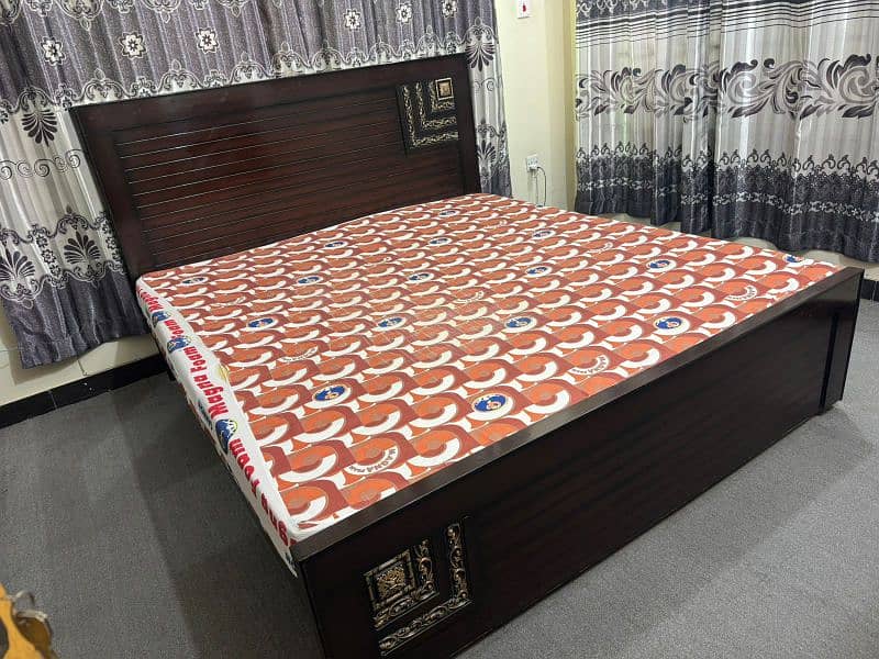 King size Wooden Bed 7