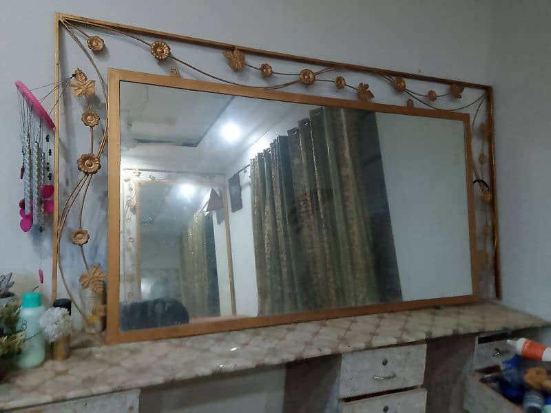 palour mirror 0