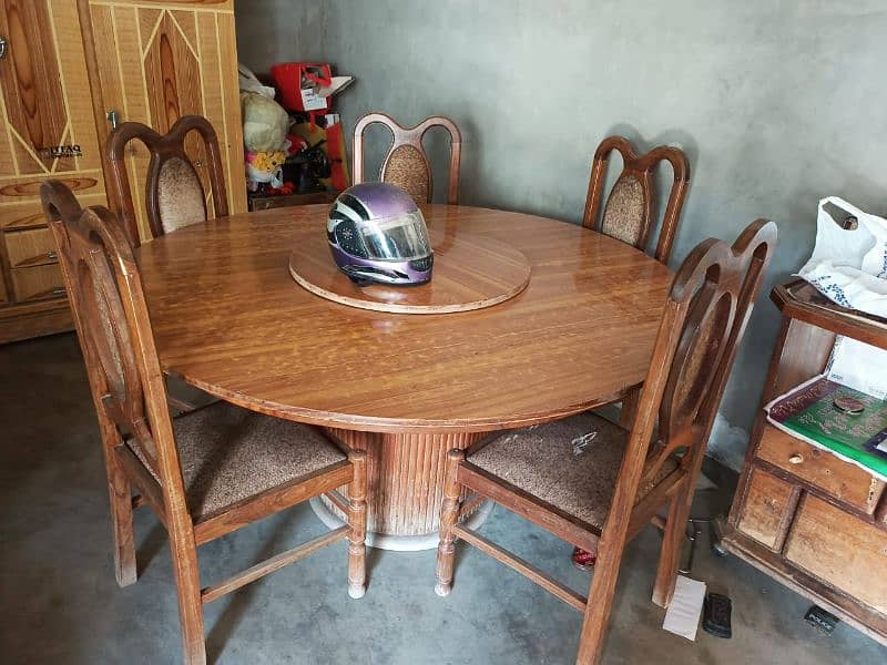 Dining Table with 6 chairs 3