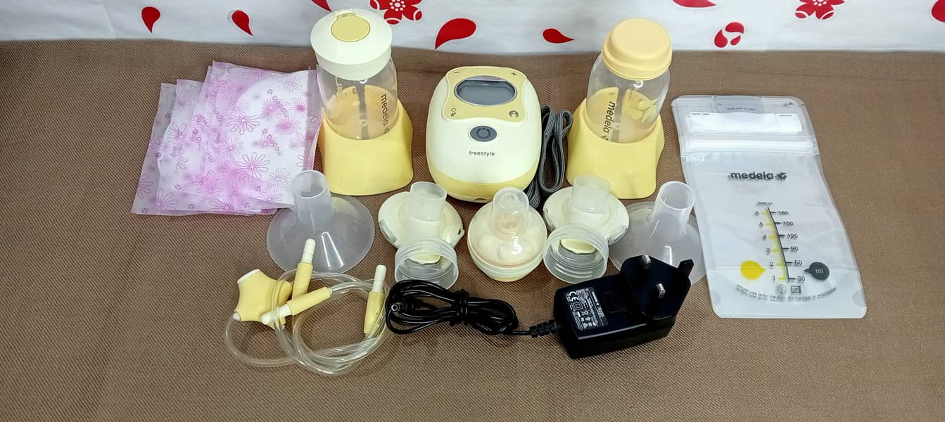 Medela Freestyle Double Electric Rechageable Breasts Pumps 2