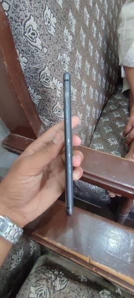 iPhone8+ 10/10 condition with box 5
