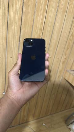 iphone 13 ,,10/10 condition