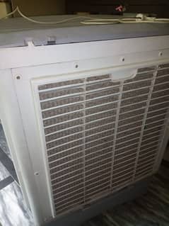 air cooler airy with grey and white used in 3 months best quality