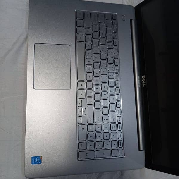 Asus touch screen laptop 360 i5 5th generation 1
