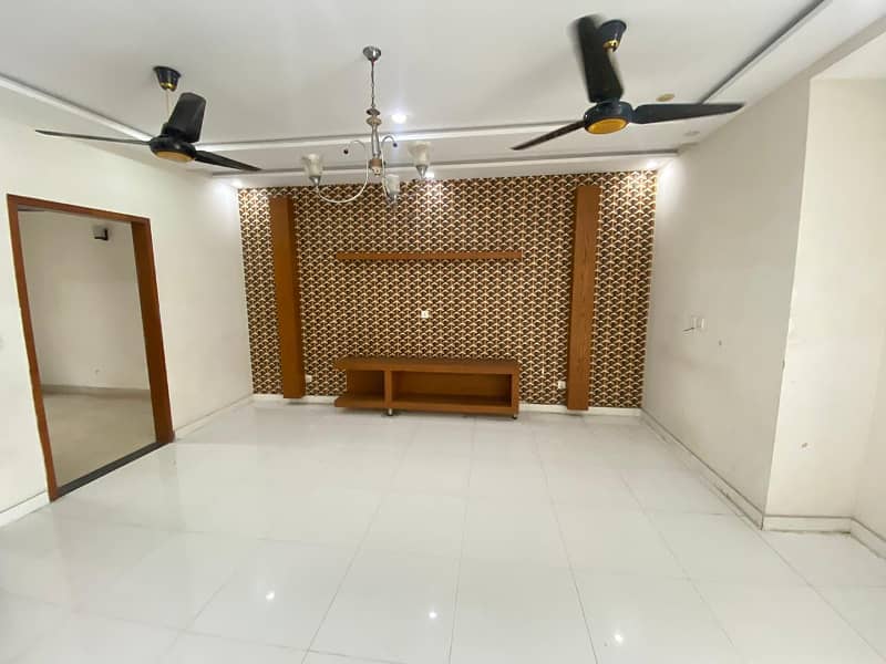 7 Marla Beautiful Upper Portion 3 Bed 3 Bath For Rent Khuda Buksh Colony Main New Airport Road Near Dha Phase 8/Bhatta Chowk 0