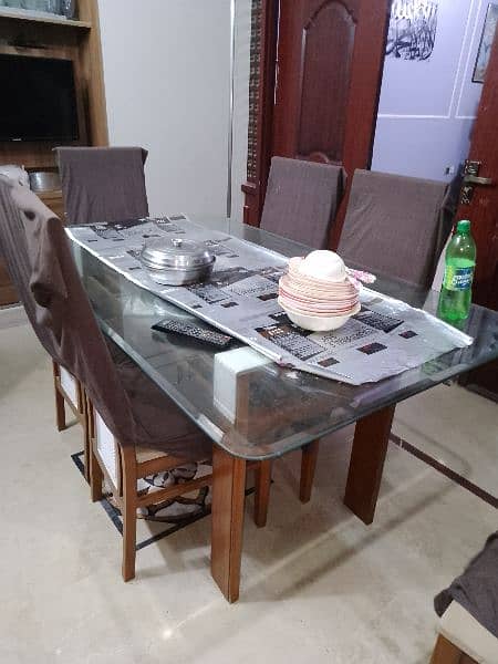 wooden dinning table 0