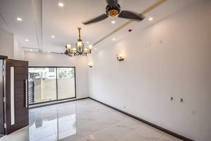 5 Marla Like a Brand New Beast Deal Very good Rental value House For Sale in DHA Phase 9 3