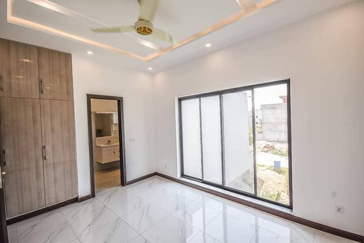 5 Marla Like a Brand New Beast Deal Very good Rental value House For Sale in DHA Phase 9 15