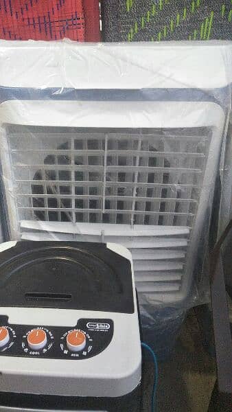Asia Air coolers with ice box 2