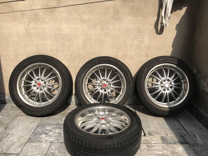 Alloy wheels 17'' with low profile tires 7