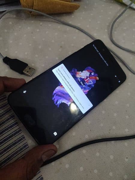 OnePlus 5 8 gb ram 128 gb storage 3