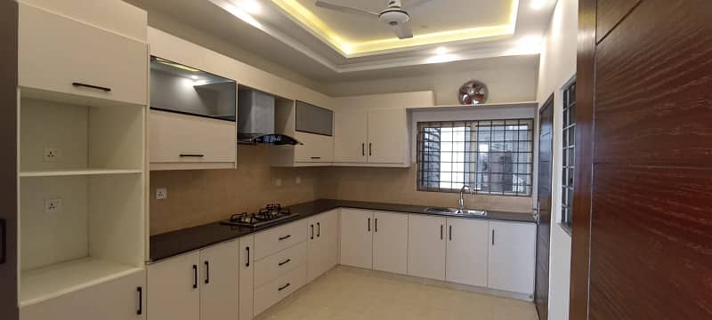 3 Bed Brand New Apartment For Sale - Askari 13 - Rawalpindi 11