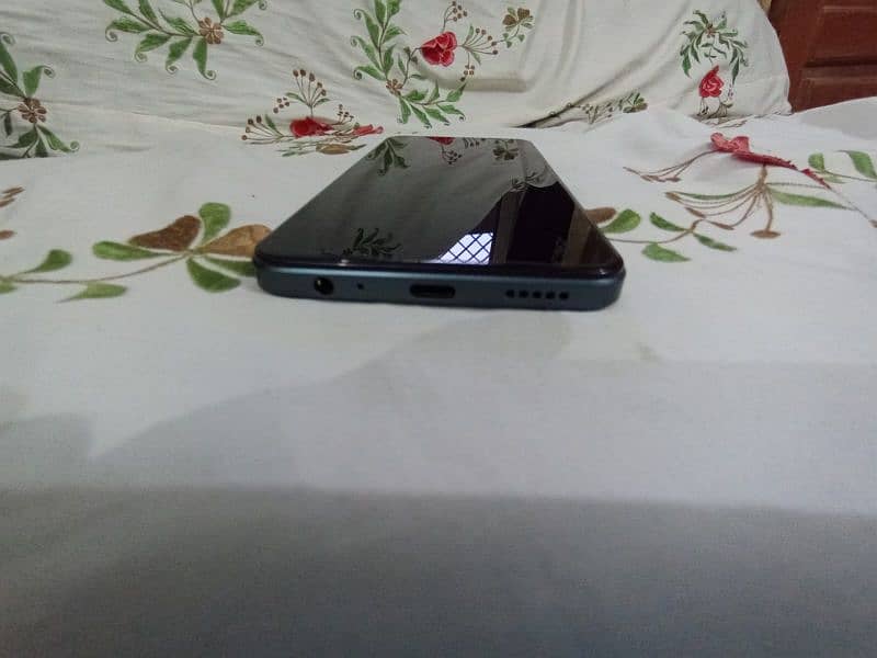 ALERT: 10/10 CONDITION 3 DAY USED-Buying Apple Phone NEED QUICK CASH 3