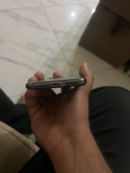 iphone x 64 gb pta approved 4