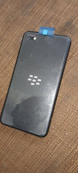 BlackBerry Z10 Brand New 3