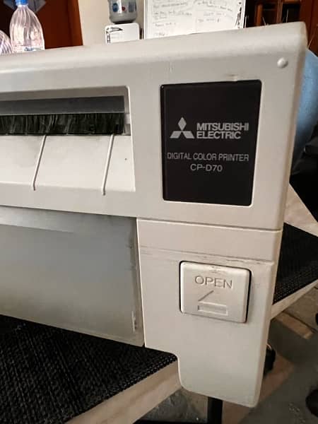 Mitsubishi Compact Digital Dye Sublimation Printer CP-D70DW Textile 2