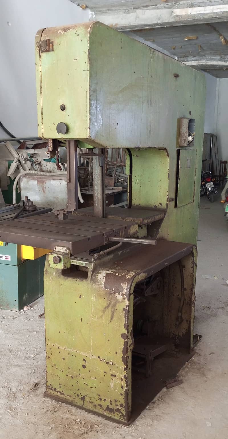 Used and super old wood cutting machines for sale 6