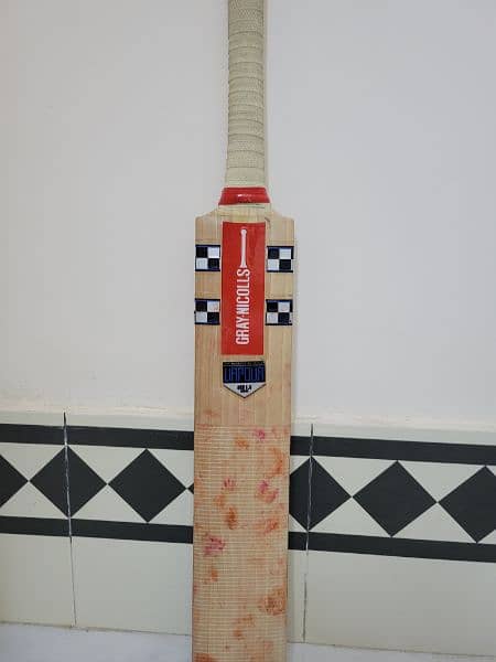 100% English Willow cricket bat 2.7Lbs 0