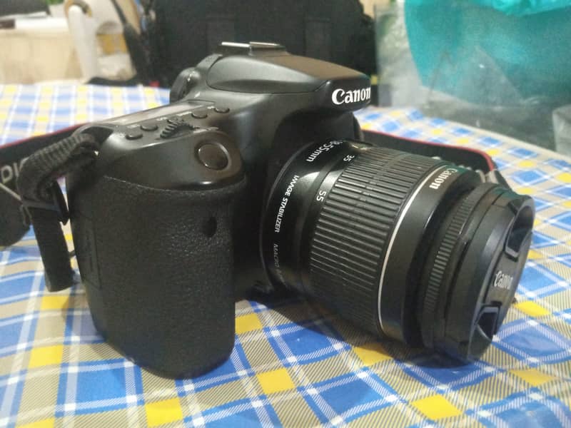Canon EOS 70 D 4
