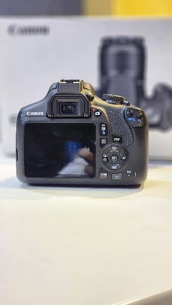 Canon 1500D with 18-55mm 2