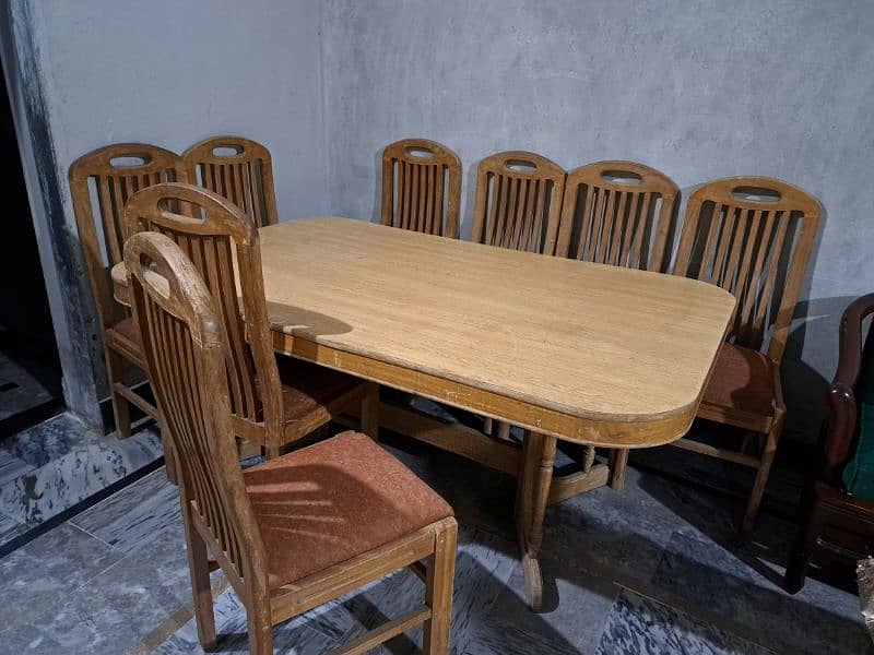 Dining table & 8 Chairs 0