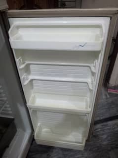 fridge Dawlance