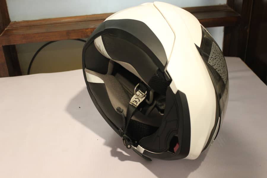 ZEUS / LS2 / HSL Helmets 3