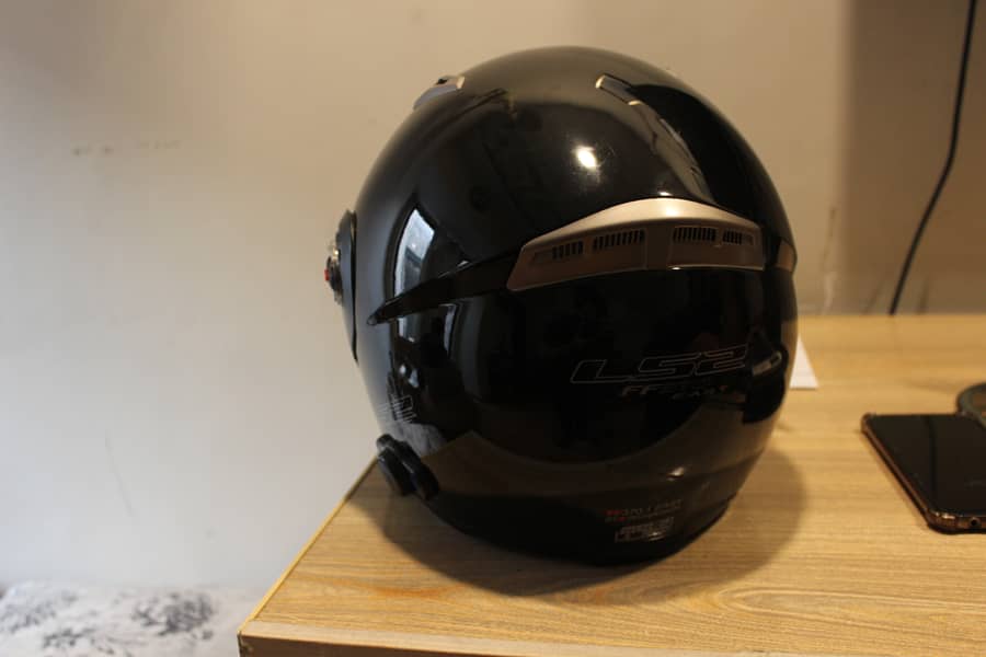 ZEUS / LS2 / HSL Helmets 10