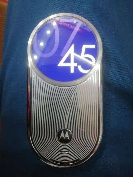 Motorola AURA 1