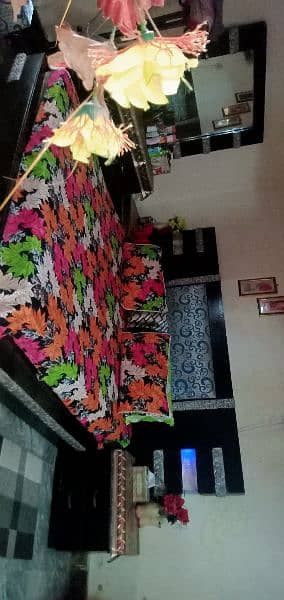 Bed set / Double bed / Single bed / Side tables 9
