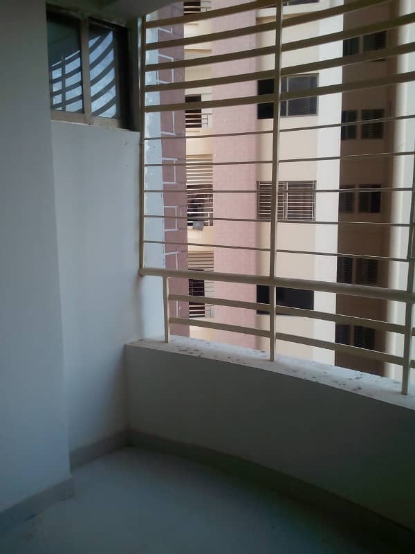1st floor New West Open 3 Bed D/D Flat For Sale In Gulshan Block 1 4