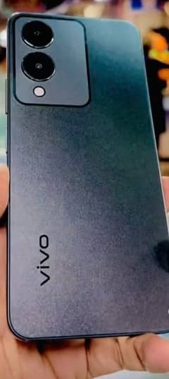 vivo y17s new condition scratch less
