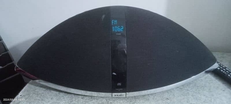 Micro HiFi CD player,AUX,FM,USB 8