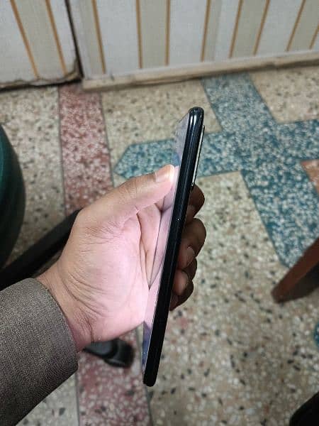 Oppo F 19, With Box , Slightly Used Mob 6