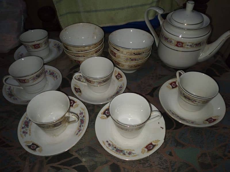 tea set and dessert bowls 2