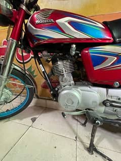 Honda 125 bike