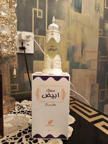 Oud Al Abiyaz Concentrated perfume oil 20 ml 2