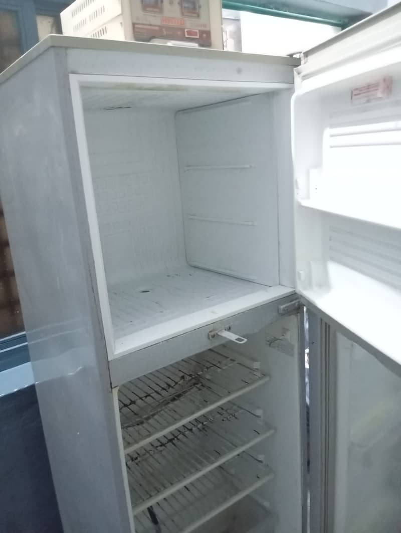 Refrigerator PEL 3