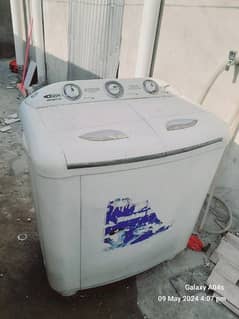 waves washing machine with spiner good condition