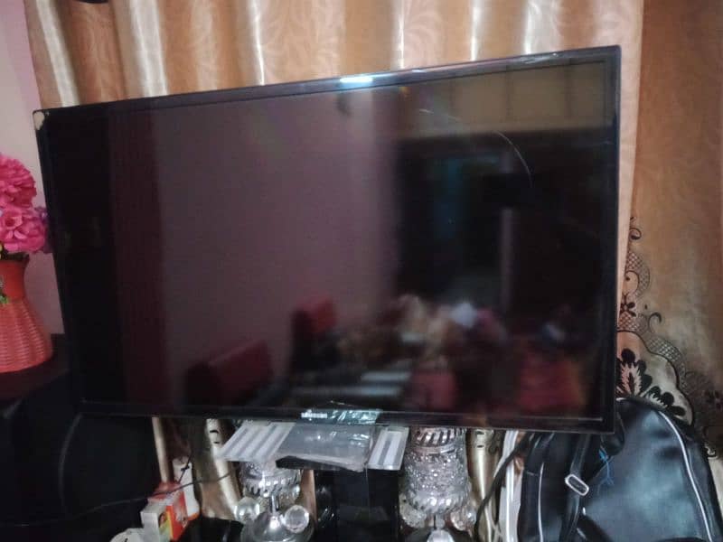32 inches samsung led available for sale 2