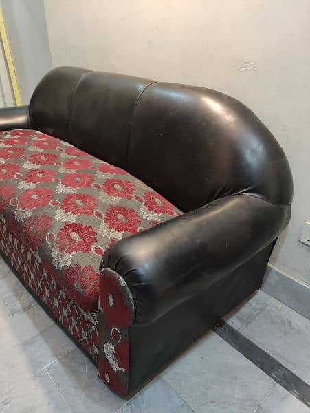 3 seater for urgent sale 2