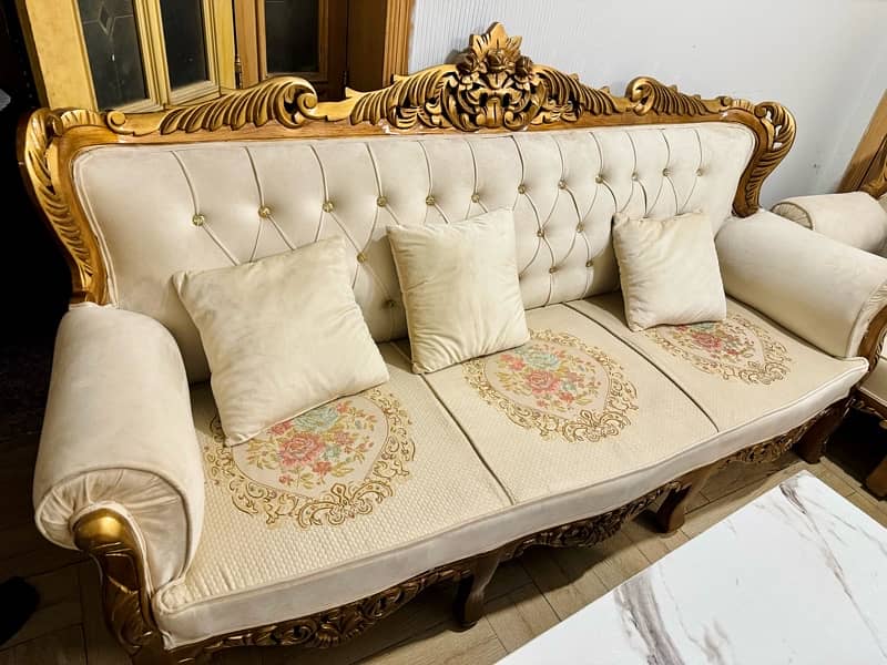 Chinioti sheesham wood sofa set 2 months used 2