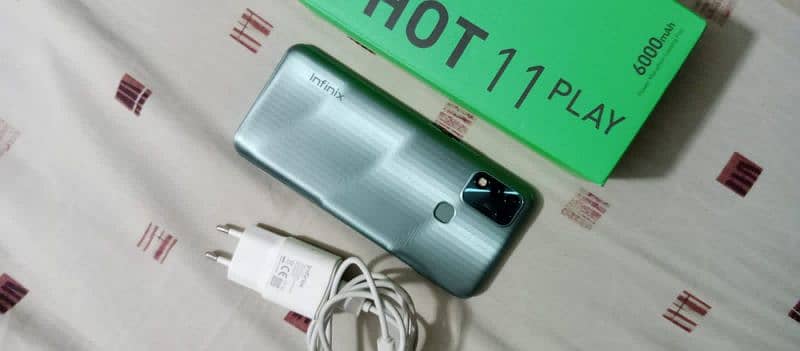 Infinix hot 11 Play 4 128gb 6