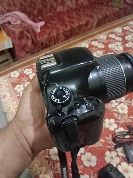 Canon EOS 550D DSLR Camera with 2 Lenses 5